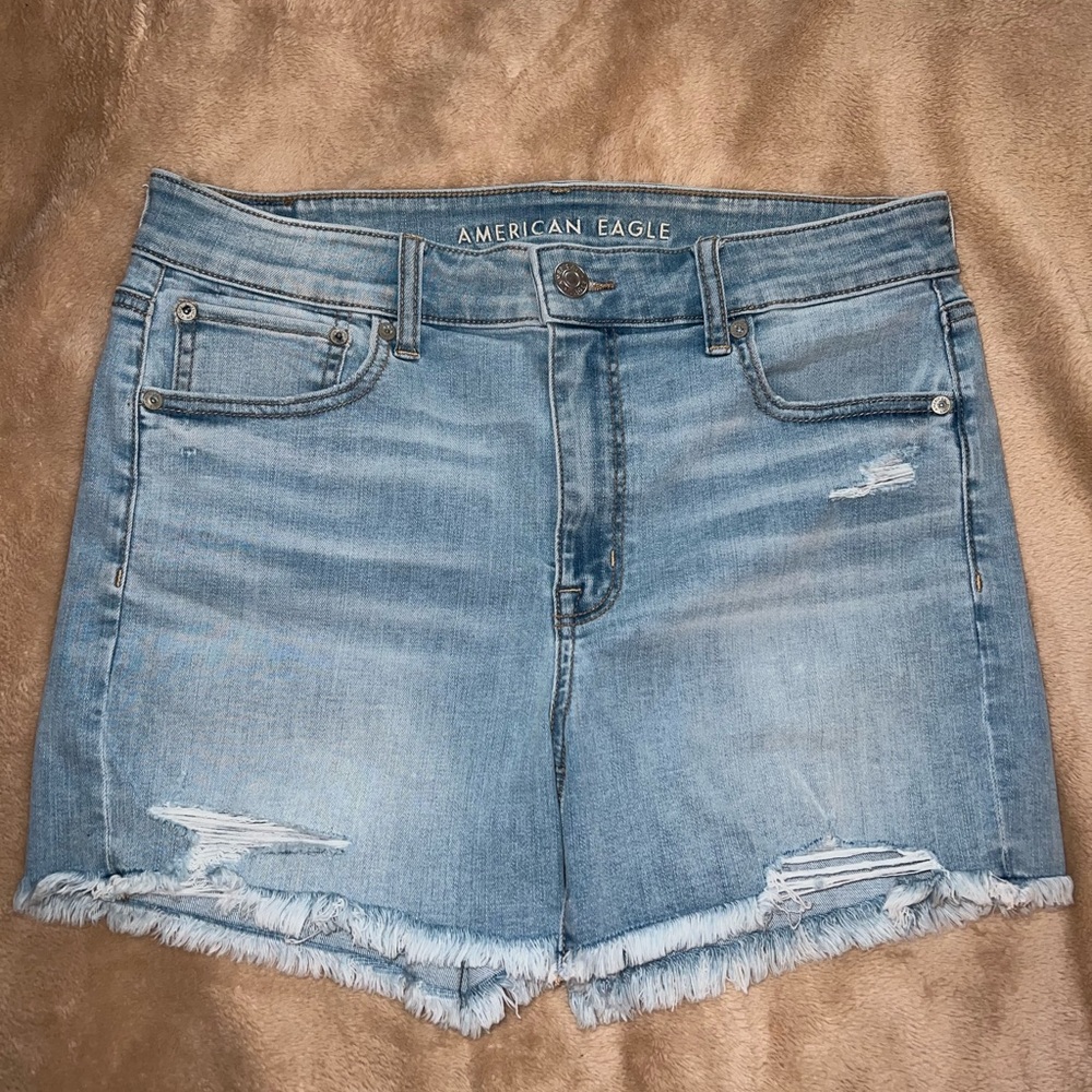 NEVER WORN American Eagle High-Rise Midi Jean Shorts